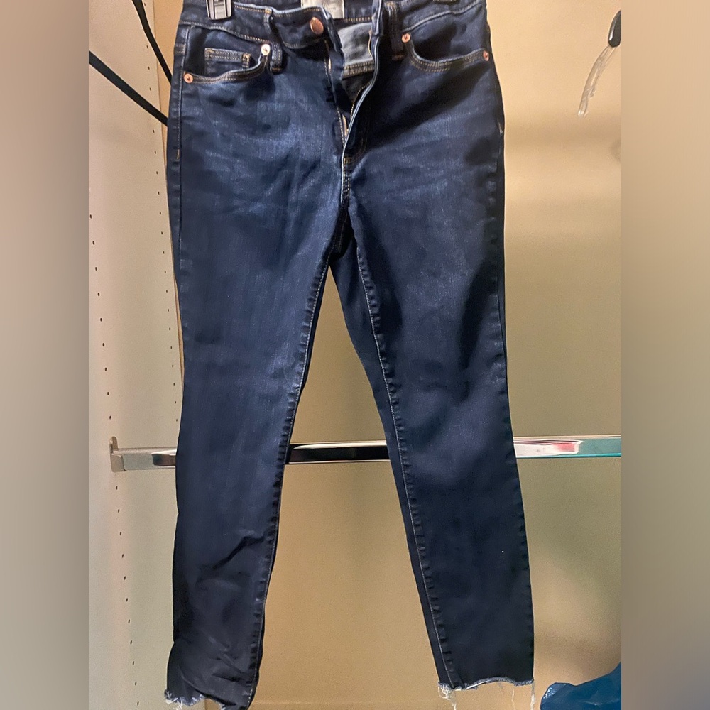 4/27 Dark blue jeans. Universal thread skinny jeans